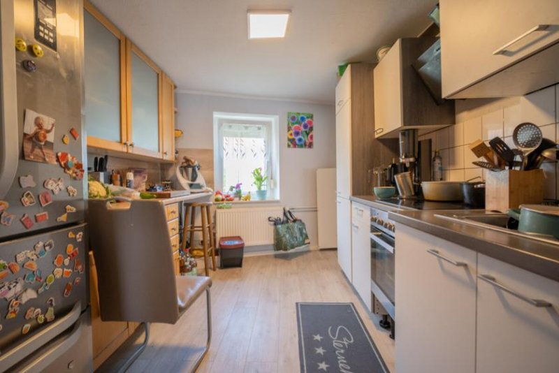 Schaafheim DIETZ: Einfamilienhaus mit Innenhof, kleinem Nebengebäude und Garage in Schaafheim - Radheim. Haus kaufen