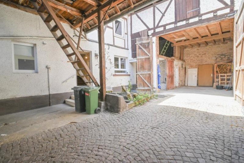 Schaafheim DIETZ: Modernisiertes Fachwerkhaus mit Nebengebäude - PV mit Speicher - in Schaafheim OT Mosbach! Haus kaufen