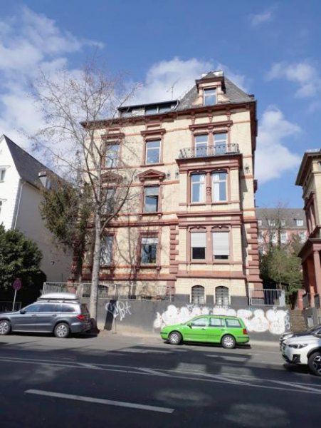 Wiesbaden 5-Zimmer-Altbau-Wohnung in historischer Stadtvilla von Wiesbaden *Provisionsfrei Wohnung kaufen
