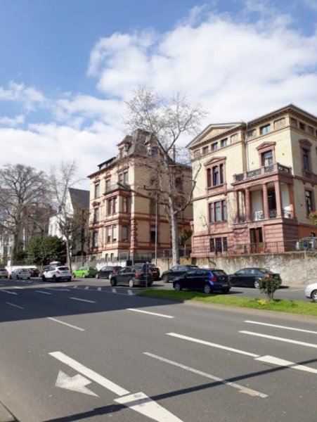 Wiesbaden 5-Zimmer-Altbau-Wohnung in historischer Stadtvilla von Wiesbaden *Provisionsfrei Wohnung kaufen