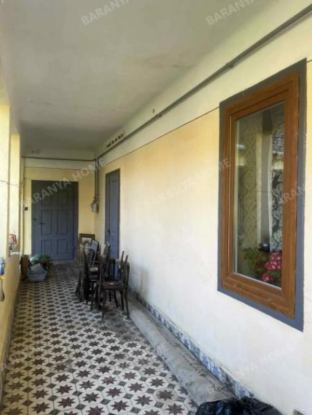 Gara Möbliertes Einfamilienhaus aus gemischten Ziegelsteinen im Zentrum von Gara mit großem Grundstück und ruhiger Umgebung zu