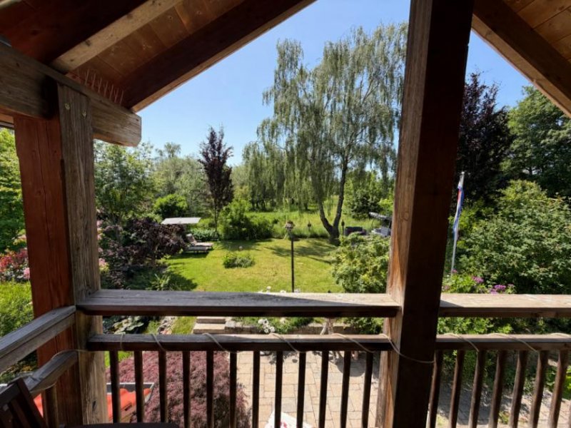 Eltville am Rhein Architektenhaus in Eltville-Rauenthal, hoher Wohnkomfort, ökologische Bauweise und herrl. Garten Haus kaufen