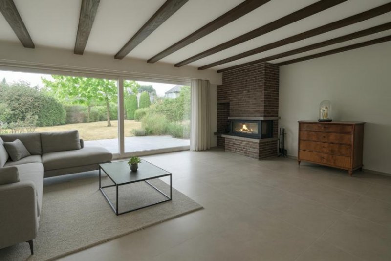 Eltville am Rhein Großzügiges EFH, herrlicher Garten, 2 Garagen in idyllischer Weinbergslage von Eltville-Hattenheim Haus kaufen