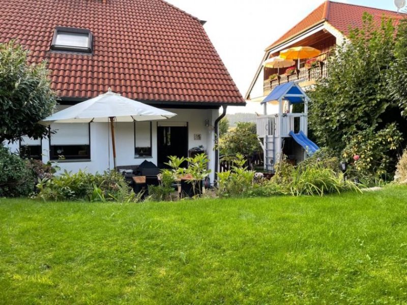 Schlangenbad Ihr neues Zuhause am Feldrand – Wohnen mit Charme und Wohlfühlatmosphäre in Bärstadt Haus kaufen