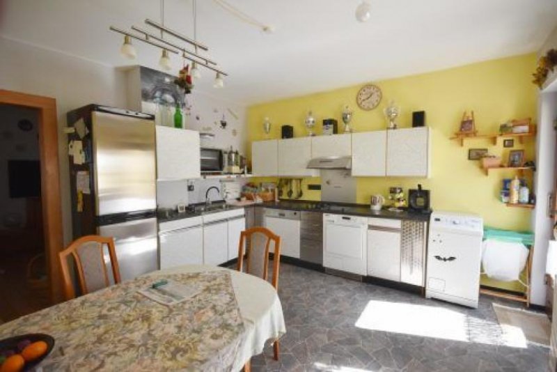 Kelsterbach Gepflegtes Einfamilienhaus in Bahnhofsnähe – gemütlich & einladend! Haus kaufen