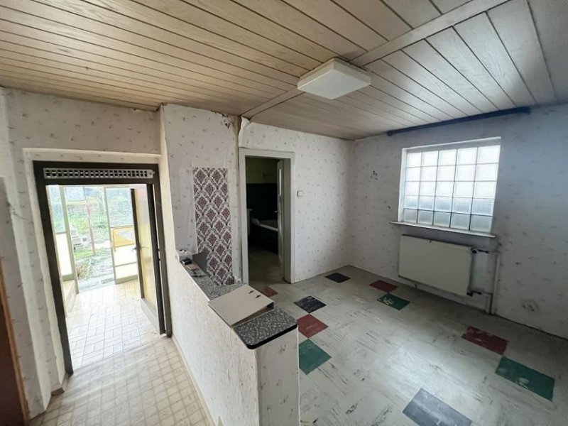 Raunheim Abrissgrundstück in zentraler Lage von Raunheim mit 2 Wohneinheiten bebaubar! Grundstück kaufen