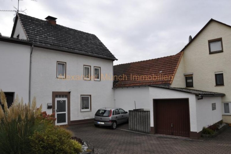 Hünstetten Attraktives Mehrfamilienhaus mit 6 Wohneinheiten als Kapital-Anlageobjekt in Hünstetten! Gewerbe kaufen