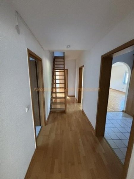 Hünstetten Provisionsfrei-Moderne 3-Zimmer-Maisonettewohnung mit Terrasse und Einzelgarage! Wohnung kaufen
