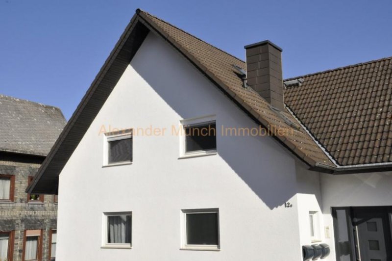 Hünstetten Provisionsfrei-Moderne 3-Zimmer-Maisonettewohnung mit Terrasse und Einzelgarage! Wohnung kaufen