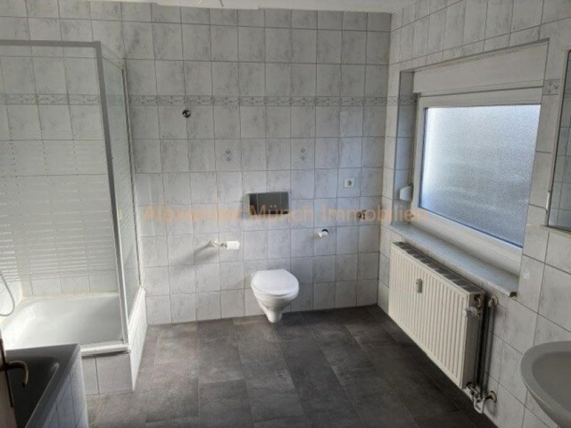 Hünstetten Provisionsfrei-Moderne 3-Zimmer-Maisonettewohnung mit Terrasse und Einzelgarage! Wohnung kaufen