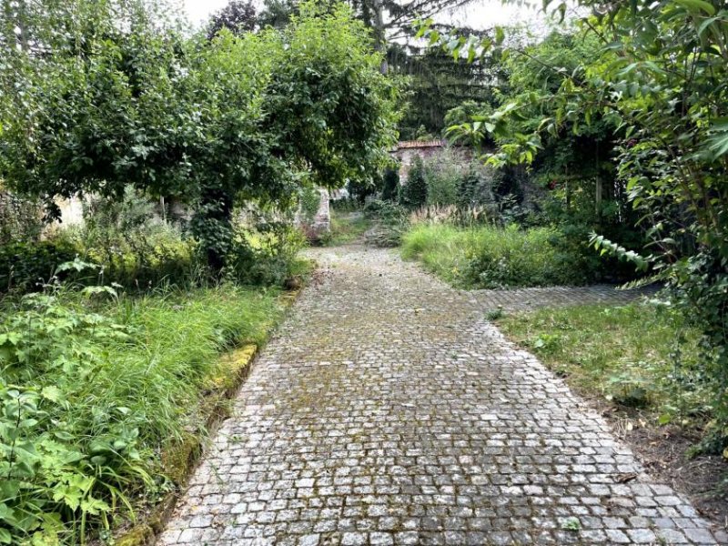 Hattersheim am Main Charmante Hofreite in idyllischer und zentraler Wohnlage Haus kaufen