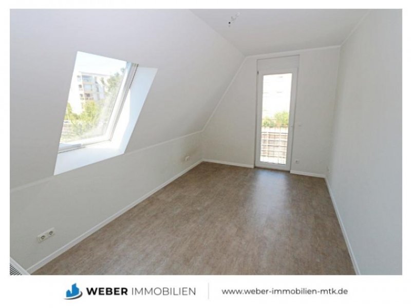 Hattersheim am Main ZWEI Doppelhaushälften auf RIESIGEM SONNEN-Grundstück in ZENTRALER Lage Haus kaufen