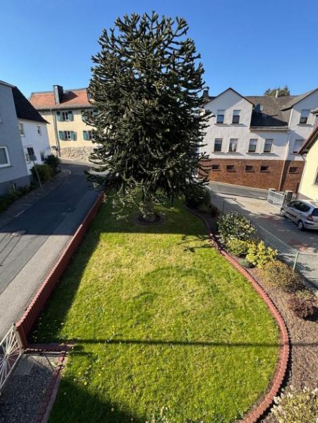 Eppstein Alt genug für Geschichten. Jung genug für Neues. – Haus mit Möglichkeiten Haus kaufen