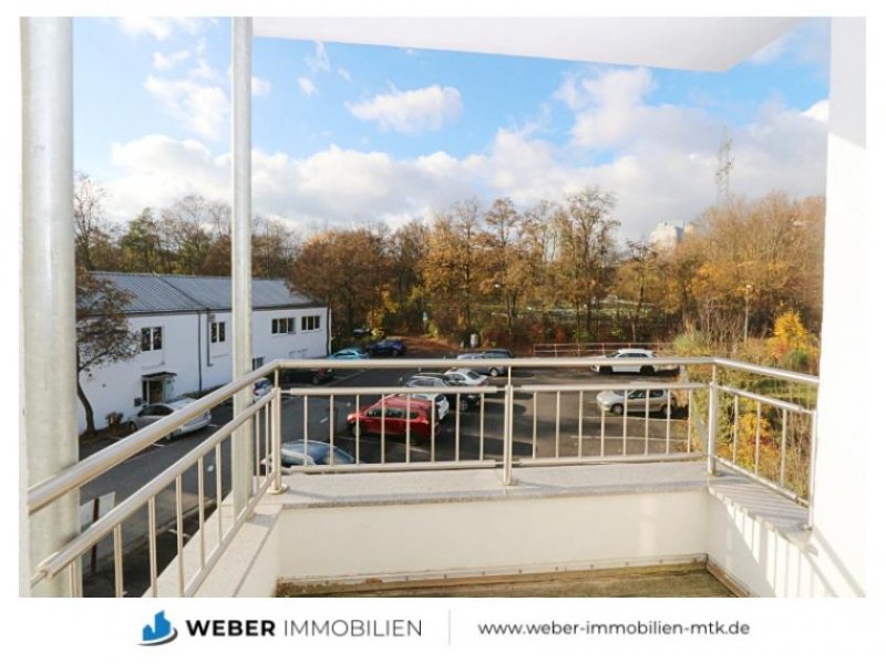 Schwalbach am Taunus HELLE, SONNIGE 2 ZKB mit Balkon und Stellplatz Wohnung kaufen