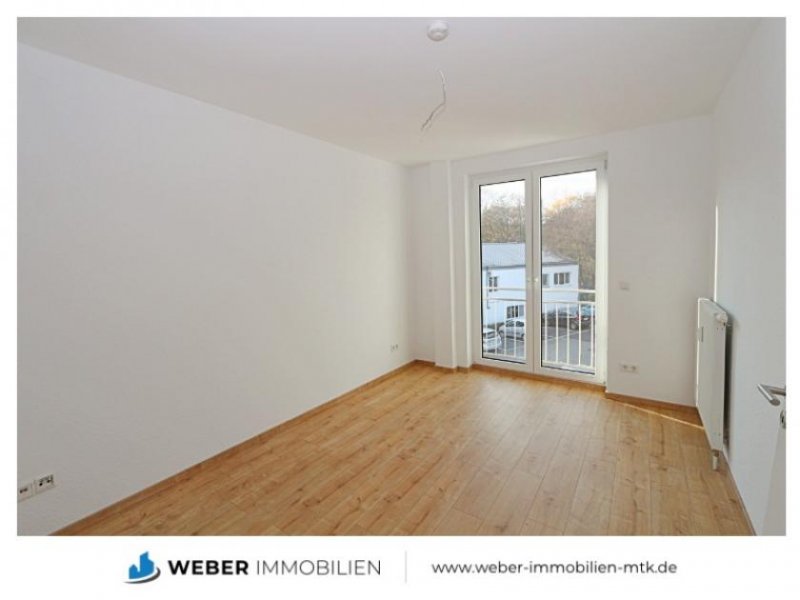 Schwalbach am Taunus HELLE, SONNIGE 2 ZKB mit Balkon und Stellplatz Wohnung kaufen