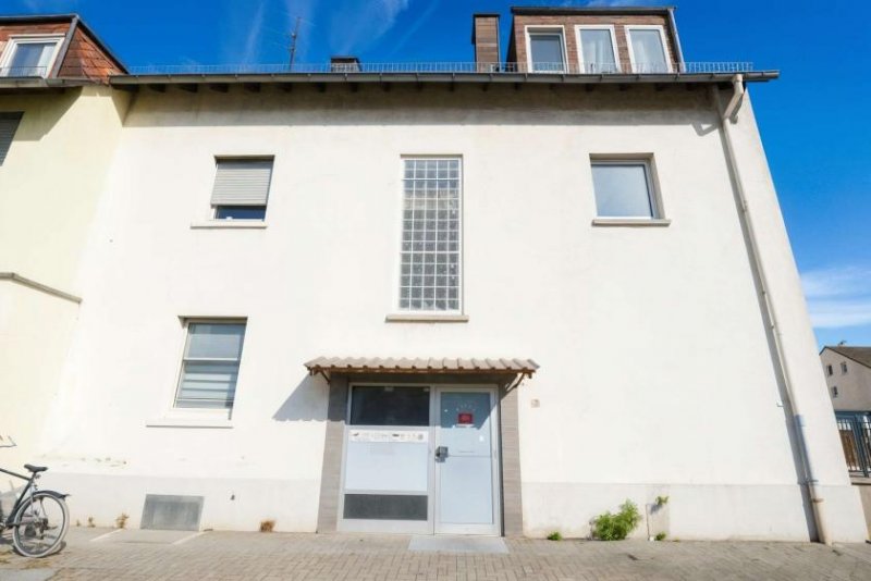 Frankfurt am Main WRS Immobilien - Rendite 6,22 % - Mehrfamilienhaus mit Kindergarten als Investmentobjekt Gewerbe kaufen