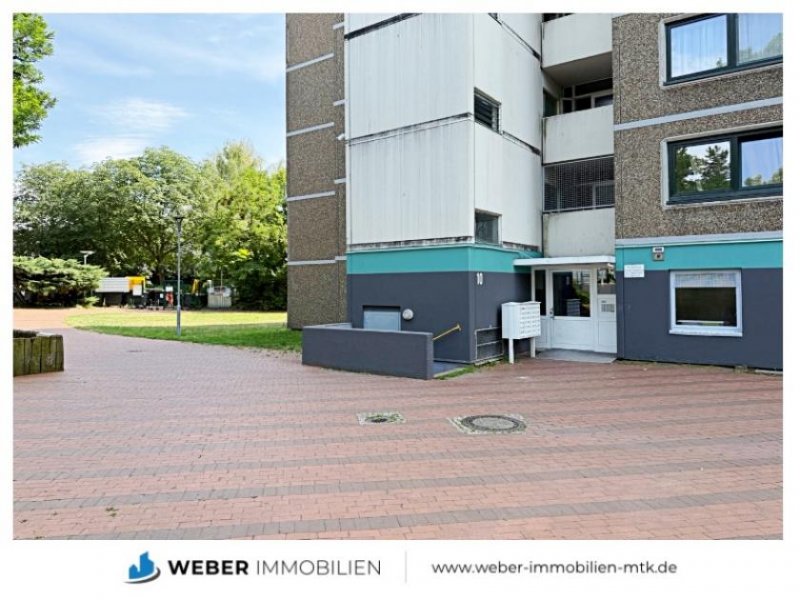 Frankfurt am Main +++ 7-Zimmer-Erdgeschosswohnung mit 2 Bädern für die große Familie +++ Wohnung kaufen