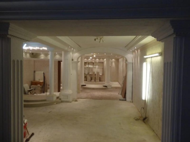 Frankfurt am Main Auf Wunsch - komplett renovierte Villa in Sossenheim Haus kaufen