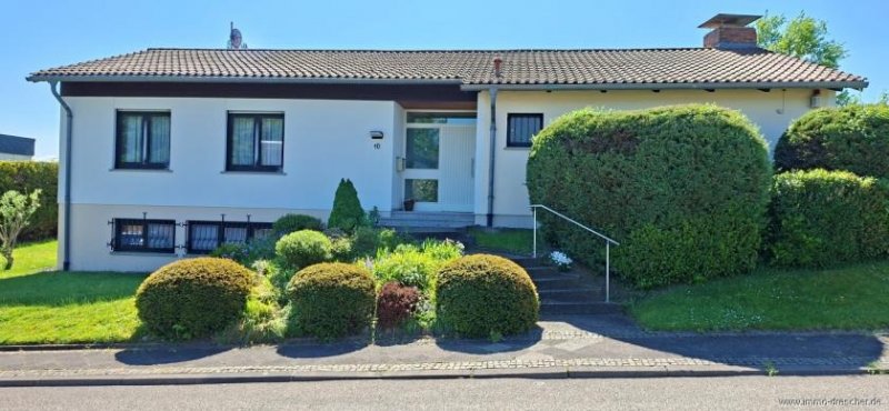 Saarbrücken Charmantes, freistehendes Einfamilienhaus mit schönem Grundstück Haus kaufen