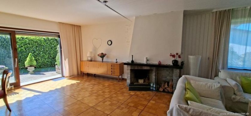 Saarbrücken Charmantes, freistehendes Einfamilienhaus mit schönem Grundstück Haus kaufen
