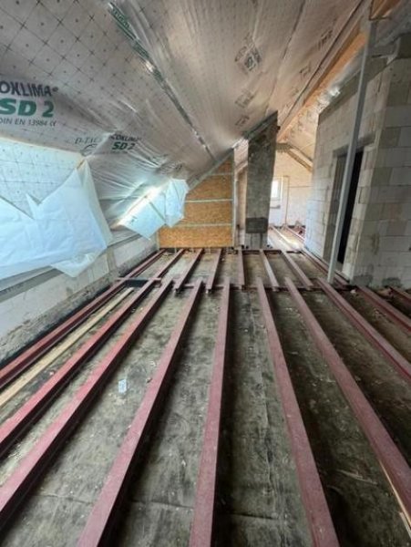 Saarbrücken Stadtwohnung. Die Sterne über Ihnen sind so greifbar wie das Stadtzentrum unter Ihnen. KAPITALANLAGE Wohnung kaufen