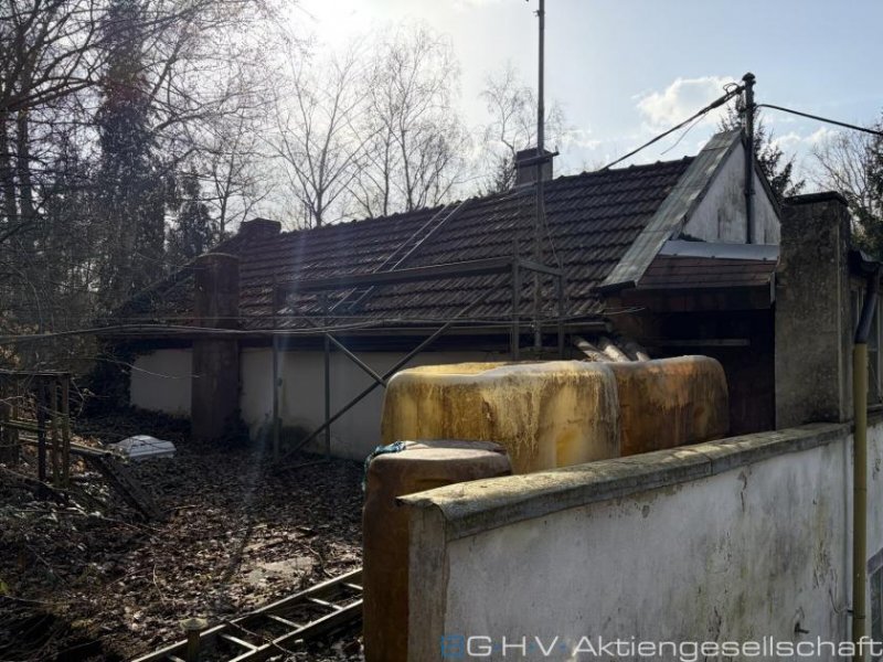 Saarbrücken Grüne Oase - Alleinlage mitten in Saarbrücken mit viel Potential Haus kaufen