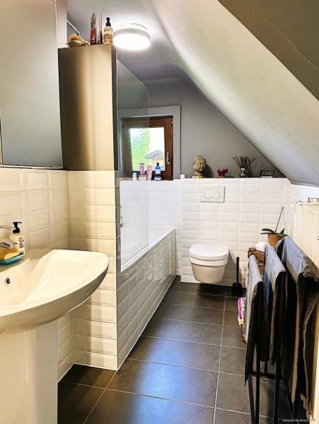 Saarbrücken Ein verwunschenes Haus im Grünen Haus kaufen