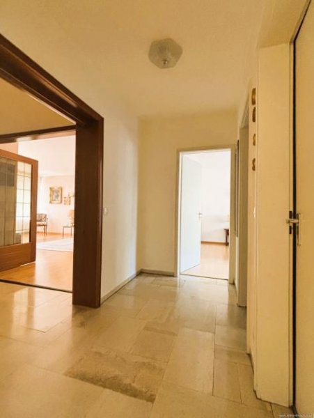 Saarbrücken Ihre hochwertige 3 - 4 Zimmer Wohnung mit 2 Balkons und Einzelgarage am Rotenbühl Wohnung kaufen