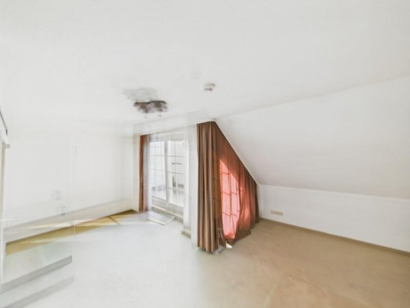 Saarbrücken Seltene große Maisonette- Wohnung in Top Lage von Saarbrücken zu verkaufen. Wohnung kaufen