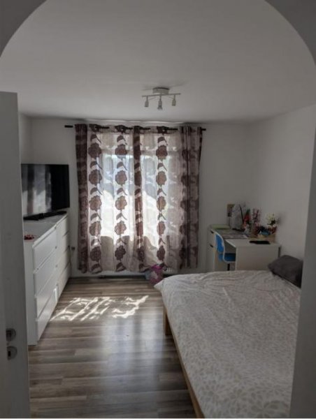 Saarbrücken Attraktive Maisonette-Wohnung mit Terrasse, Garten und Einbauküche Wohnung kaufen