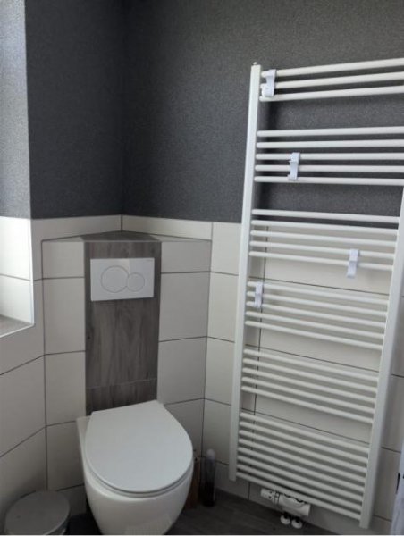 Saarbrücken Attraktive Maisonette-Wohnung mit Terrasse, Garten und Einbauküche Wohnung kaufen
