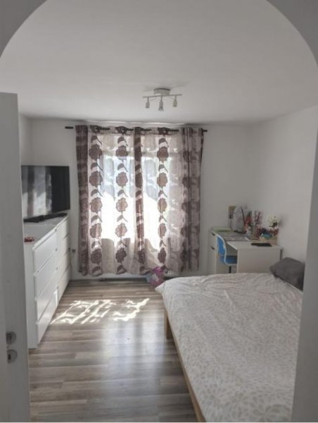 Saarbrücken Charmantes Reihenmittelhaus mit Garten und umfangreicher Sanierung Haus kaufen