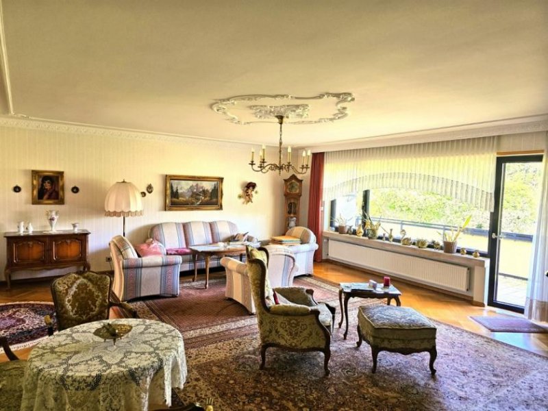 Saarbrücken "Winterpreis!" Elegantes Einfamilienhaus in Saarbrücken- Klarenthal zu verkaufen. Haus kaufen