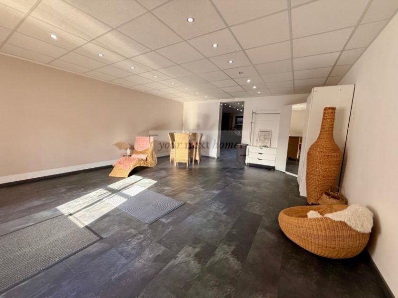 Saarbrücken Schönes Ein-bis Zweifamilienhaus auf ca. 295 m² im Grünen mit Außenpool - Einliegerwohnung möglich Haus kaufen