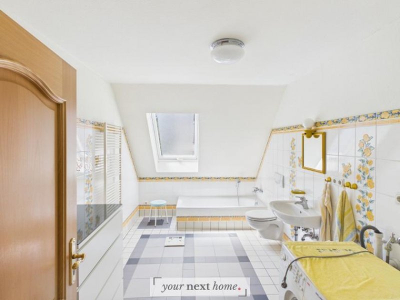 Saarbrücken Zweifamilienhaus als Doppelhaushälfte in Saarbrücken-Güdingen zu verkaufen. Haus kaufen