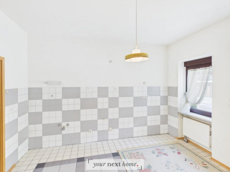 Saarbrücken Zweifamilienhaus als Doppelhaushälfte in Saarbrücken-Güdingen zu verkaufen. Haus kaufen