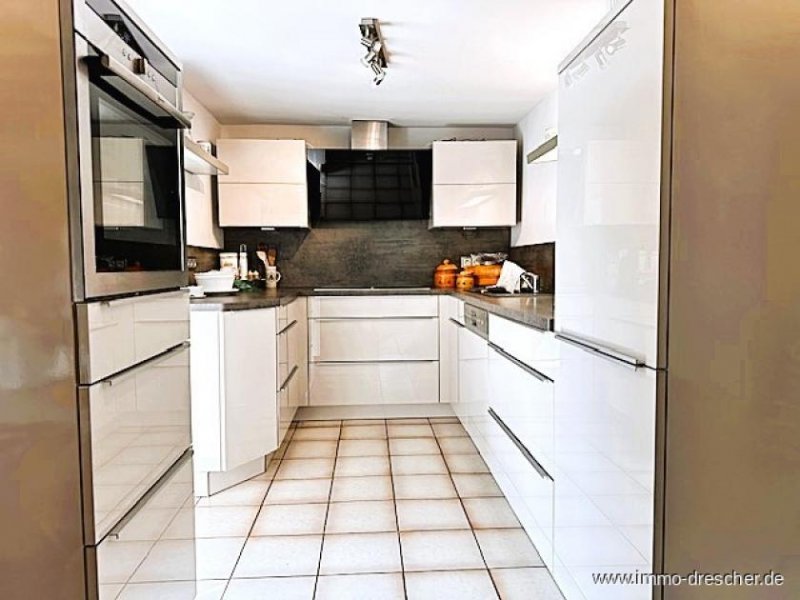 Kleinblittersdorf Schönes Zweifamilienhaus in Kleinblittersdorf Haus kaufen