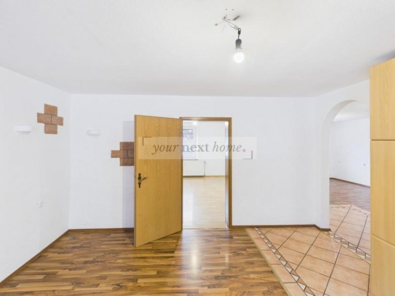 Mandelbachtal Wohnhaus mit 3 Wohnungen zu verkaufen. Der Preis ist heiß !!! Haus kaufen