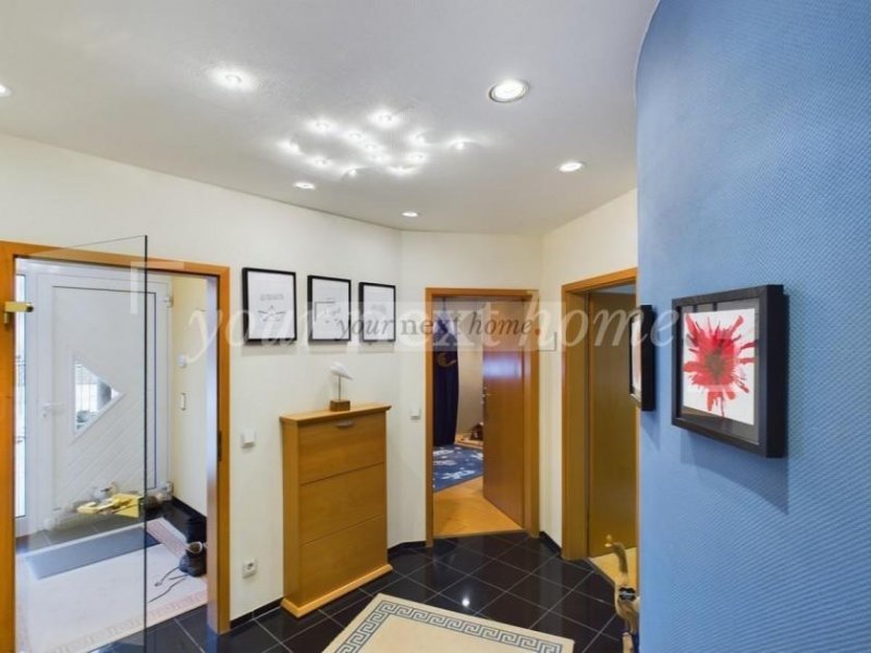 Bexbach Freistehendes Einfamilienhaus mit ca. 241 m² Wohnfläche zu verkaufen Haus kaufen