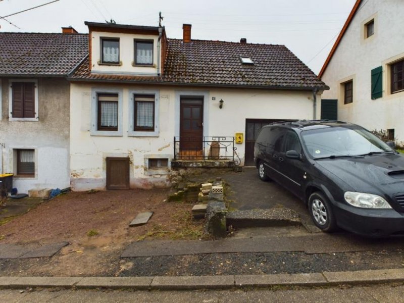 Gersheim Einfamilienhaus in Gersheim mit 140 m² Wohnfläche und in einer sehr ruhigen Lage! Haus kaufen
