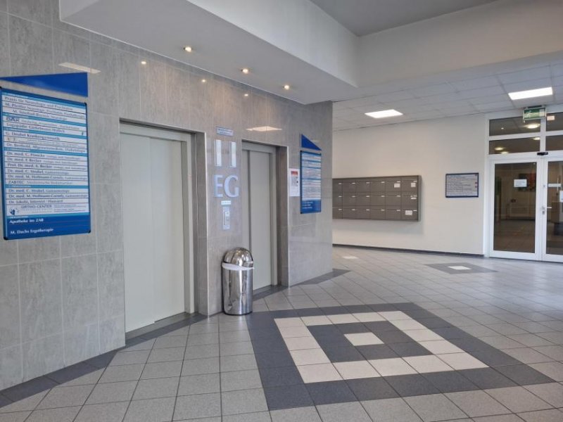 Neunkirchen Renditeobjekt in bekanntem Ärztehaus - Teileigentum als Praxisfläche fest vermietet - Gewerbe kaufen