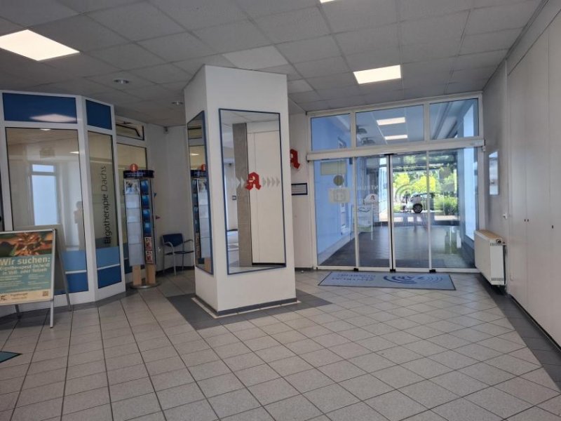 Neunkirchen Renditeobjekt in bekanntem Ärztehaus - Teileigentum als Praxisfläche fest vermietet - Gewerbe kaufen