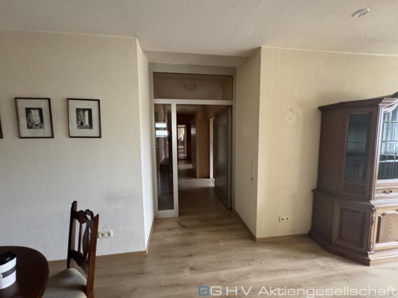 Ottweiler Helle 3-Zimmer-Wohnung mit Balkon und Aufzug im Herzen von Ottweiler aus Nachlass Wohnung kaufen