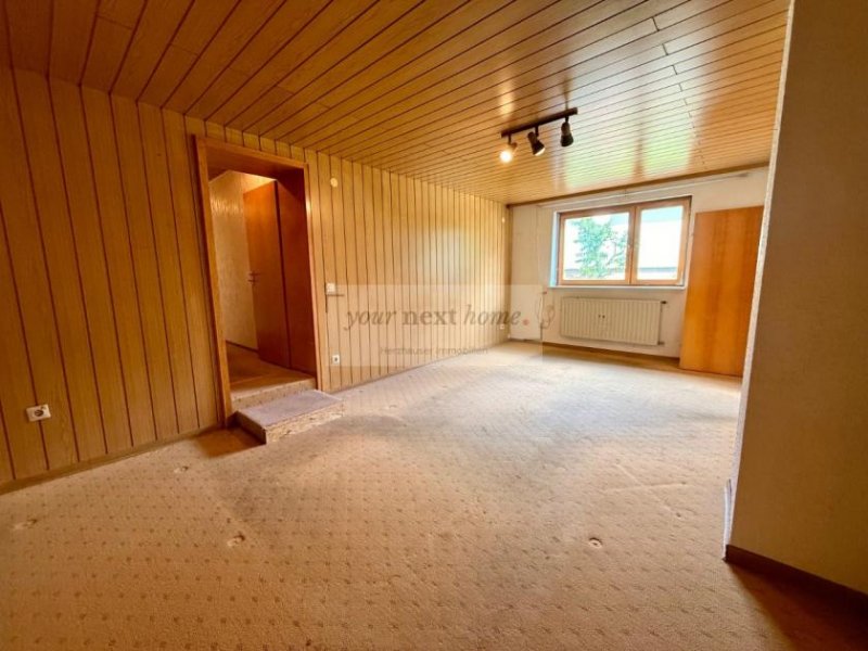 Schiffweiler Doppelhaushälfte auf ca. 140 m² Wohnfläche mit großem Grundstück in Schiffweiler Haus kaufen