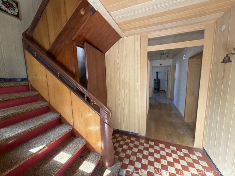 Schiffweiler RESERVIERT: gepflegtes 2 FH ist guter Lage STENNWEILER Haus kaufen
