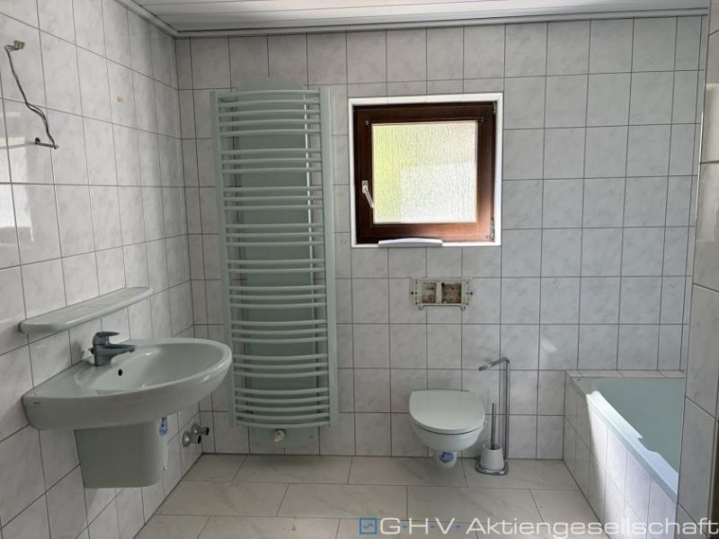 Schiffweiler RESERVIERT: gepflegtes 2 FH ist guter Lage STENNWEILER Haus kaufen