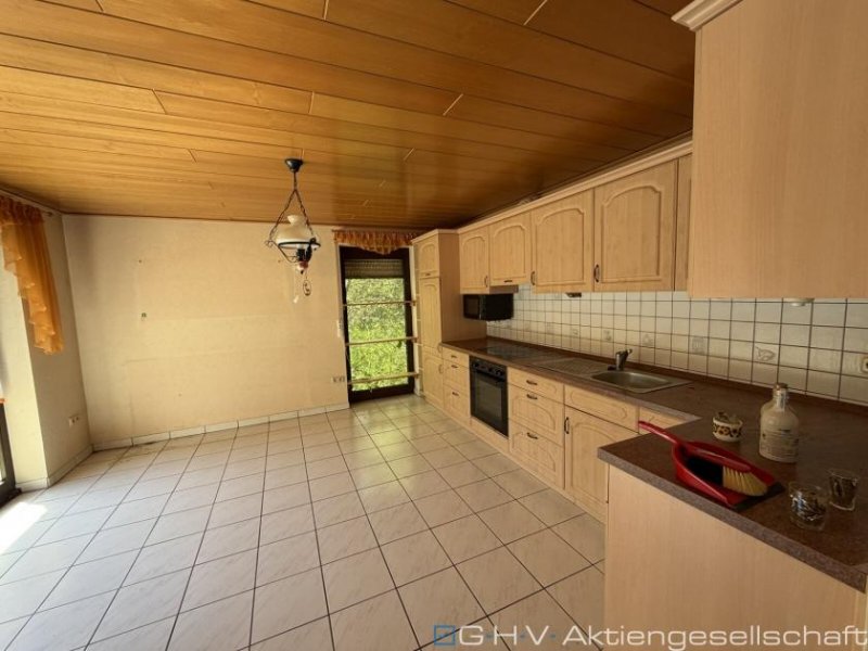 Schiffweiler RESERVIERT: gepflegtes 2 FH ist guter Lage STENNWEILER Haus kaufen