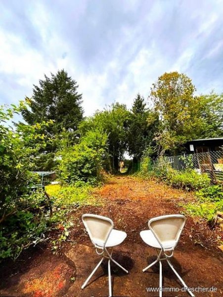 Nonnweiler Erwecke mich aus dem Dornröschenschlaf!
Reihenhaus in Kastel zur Sanierung Haus kaufen