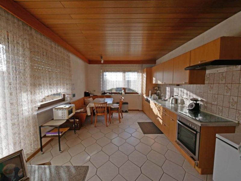 Merzig Bauernhaus mit großer Scheune und schönem Grundstück in Merzig OT Haus kaufen