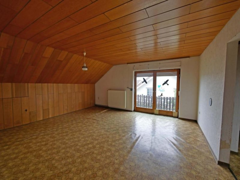 Merzig Freistehendes 1-2 FH (Sanierungsbedarf) mit Garten und Garage in toller Wohnlage von Merzig-Bietzen Haus kaufen